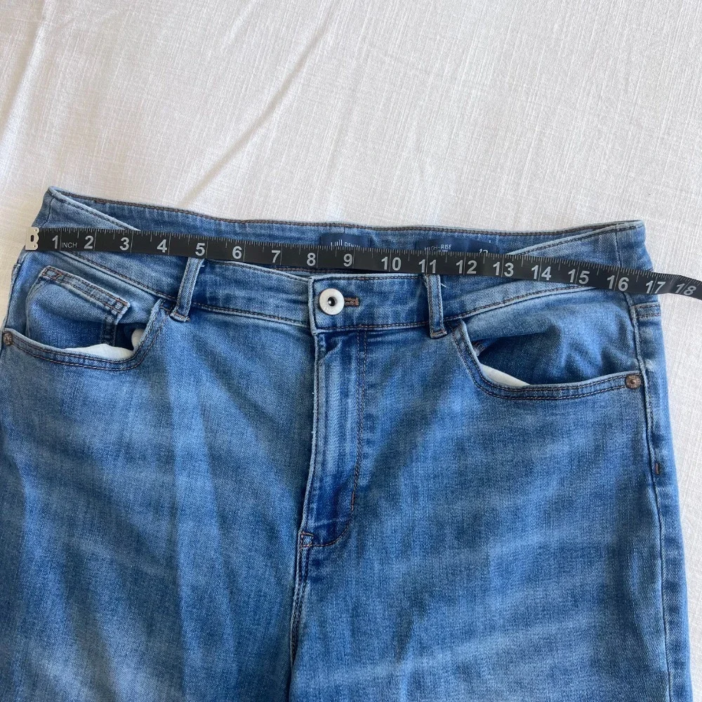 Jill Jill Denim High-Rise Straight Leg Jeans Light‎ Wash Women's Size 12 - Picture 5 of 7